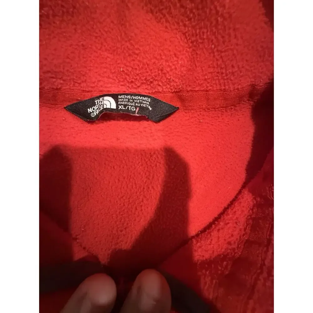 The North Face Men’s XL Red 1/4 Zip Fleece Pullover Jacket Logo